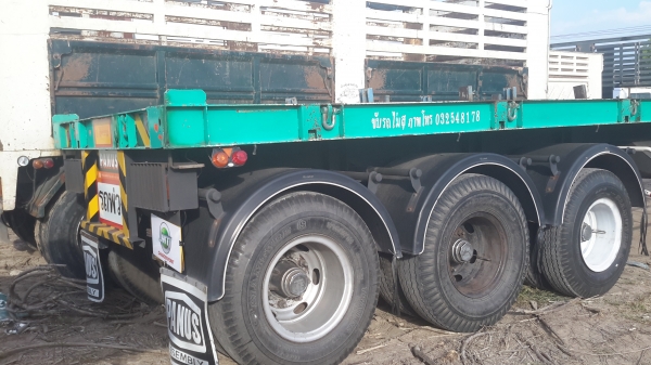 หางพ่วงพื้นเรียบพนัส  รุ่น PS3-SF1250B สามเพลา  สภาพสวย   พร้อมใช้งาน ชมสินค้าได้ที่ เอ็ม ที เจริญยนต์ สาขาปทุมธานี    โทร 081-4948363,081-7361541    ไอดีไลน์ 0814948363   >>> ผู้ขายแจ้งม.79 พร้อมแจ้งย้ายให้ลูกค้า<<<     &