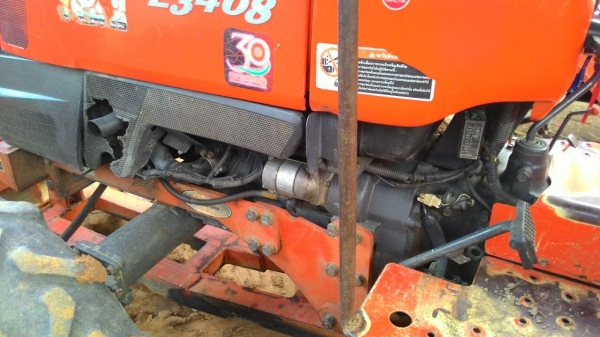 ขายรถไถ KUBOTA L3408 พร้อมดันหน้า ราคา 185,000 รถไร่เครื่องดี สภาพสวย อ.แกลง ระยอง สอบถาม 0818618678 ld line=carbonthai ขายรถไถ KUBOTA L3408 พร้อมดันหน้า ราคา 185,000 รถไร่เครื่องดี สภาพสวย อ.แกลง ระยอง สอบถาม 0818618678 ld line=carbonthai