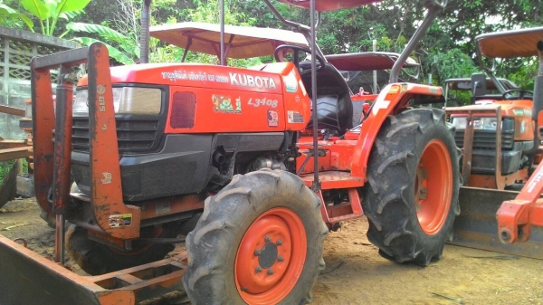 ขายรถไถ KUBOTA  L3408  พร้อมดันหน้า ราคา 185,000 รถไร่เครื่องดี สภาพสวย  อ.แกลง ระยอง สอบถาม 0818618678 ld line=carbonthai