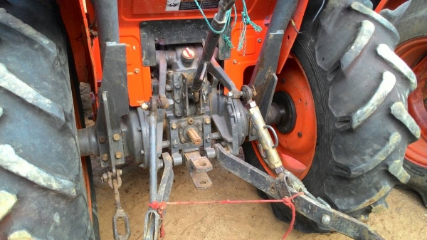 ขายรถไถ KUBOTA  L3608  พร้อมดันหน้า ราคา 275,000 เครื่องดี อ.แกลง ระยอง สอบถาม 0818618678 ld line=carbonthai