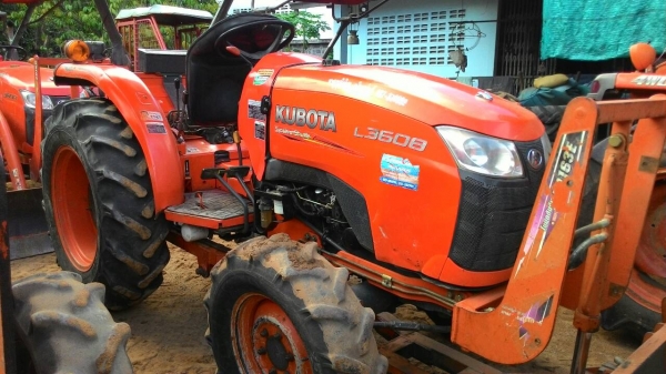 ขายรถไถ KUBOTA  L3608  พร้อมดันหน้า ราคา 275,000 เครื่องดี อ.แกลง ระยอง สอบถาม 0818618678 ld line=carbonthai