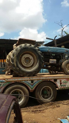 ขายด่วน!!! รถไถฟอร์ด 77 ราคาถูก