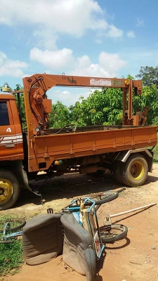 ุ6 ล้อ ติดเครน