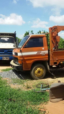 ุ6 ล้อ ติดเครน