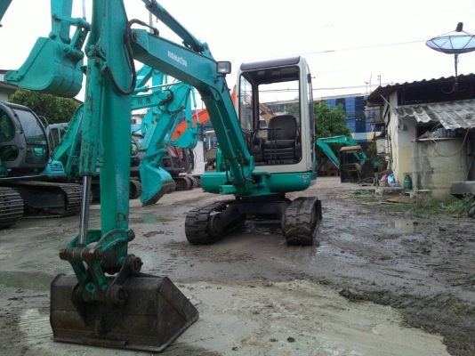 ขายด่วน รถขุด KOMATSU PC30 - 7E   เก่า ญี่ปุ่น  มาใหม่  มีเก๋งพร้อม   สภาพสวยมากๆๆๆ   พร้อมใช้งาน  โทร 089-3818694 ดวงนภา  เตียวต