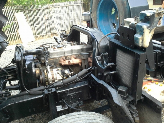 หกล้อ อีซูซุ 115 แรง แอร์ พ.เวอร์ สภาพดีสวยพร้อมใช้งาน เล่มทะเบียนชุดโอนพร้อม