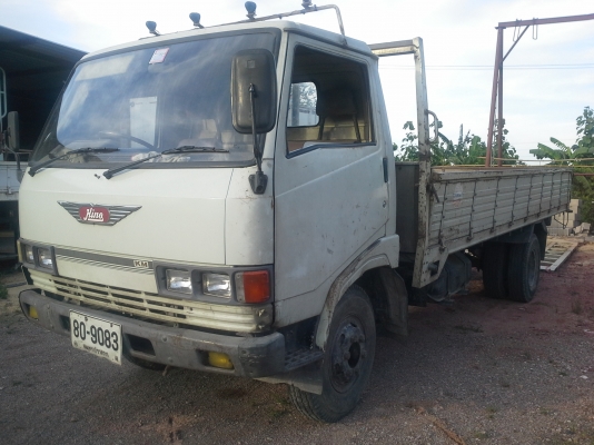 HINO 6ล้อ กะบะยาว 5.5 ม. หัวเดิมๆ บางๆ เครื่องดี ครัทซีสวยจัด ขาย 380,000 บาท (ศุภากร 081-4252943)