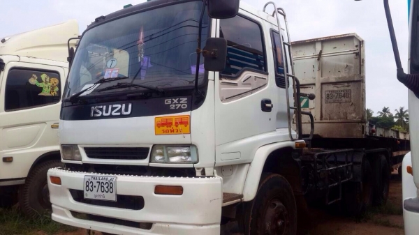 ขายด่วน  รถสิบล้อสองเพลาหัวลาก   ISUZU  DEGA 270 ปี 41  พร้อมใช้งาน  เอกสารพร้อม