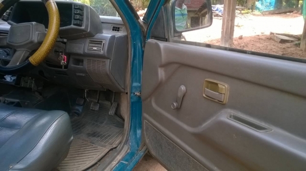 ขาย ISUZU TFR 90 ปี 36 เครื่องดี คัสซีสวย แอร์ครบ ทะเบียนพร้อมโอน