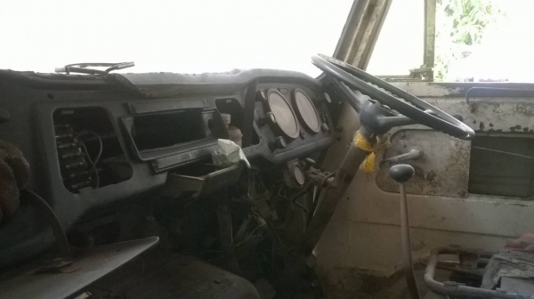 ขาย 6 ล้อ KM310 เครื่อง DM100 100 แรงม้า คัสซีสวยใช้ได้ ทะเบียนขาด 3 ปี ราคาต่อรองได้