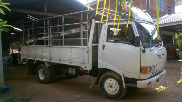 ขาย 6 ล้อ HINO KM777 เครื่อง WO4D 117 แรงม้า คัสซีสวยตลอดเส้น มีสโลว์กลาง ทะเบียนเต็มพร้อมโอน ราคาต่อรองได้