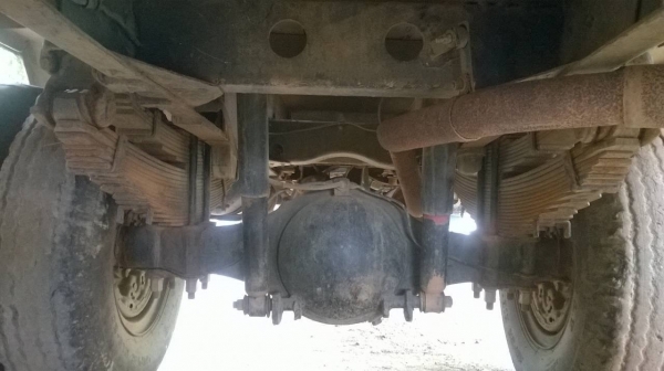 ขาย 6 ล้อ HINO KM777 เครื่อง WO4D 117 แรงม้า คัสซีสวยตลอดเส้น มีสโลว์กลาง ทะเบียนเต็มพร้อมโอน ราคาต่อรองได้