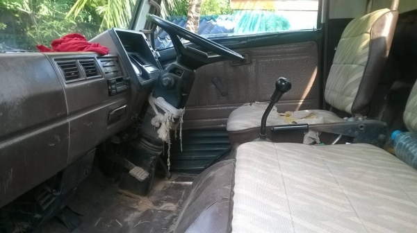 ขาย 6 ล้อ HINO KM777 เครื่อง WO4D 117 แรงม้า คัสซีสวยตลอดเส้น มีสโลว์กลาง ทะเบียนเต็มพร้อมโอน ราคาต่อรองได้