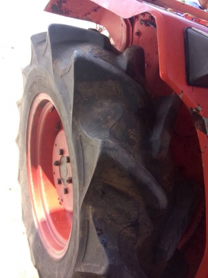 แทรคเตอร์ คูโบต้า L2402 พร้อมผาน 5