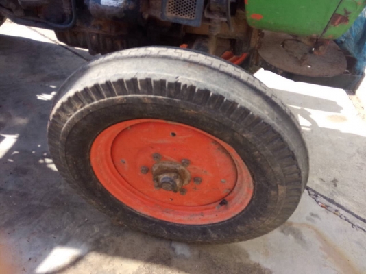 แทรคเตอร์คูโบต้า L2600 พร้อมผาน 5