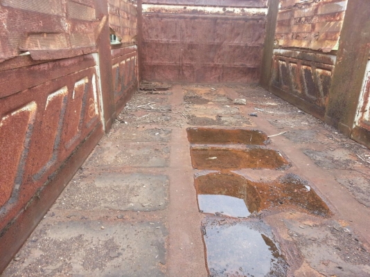 ขายหางพ่วง  สามมิต  2  เพลา. ปี 49   ( ไม่ดั้ม. )    สนใจติดต่อ  081  -  6079515