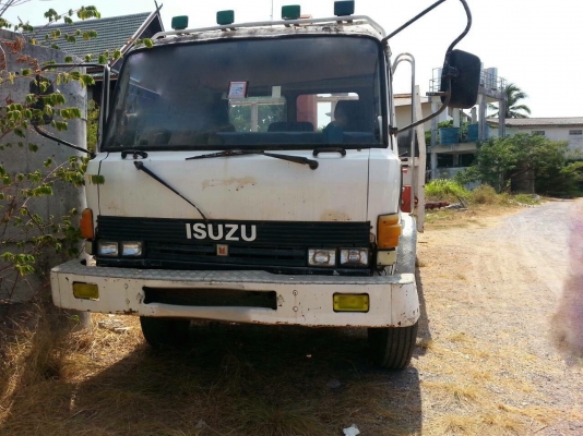 รถอีซูซุ 6 ล้อ FTR 12 HA - เปลื่ยนเครื่อง  175 แรงม้า  ติดเครน 3 ตัน.  ปี 38    สนใจติดต่อ  081 - 6079515