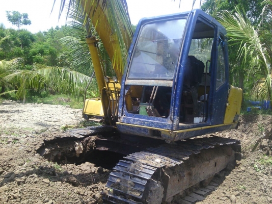 รถแบคโฮ KOBELCO  120 - 3     สนใจติดต่อ  081 - 6079515