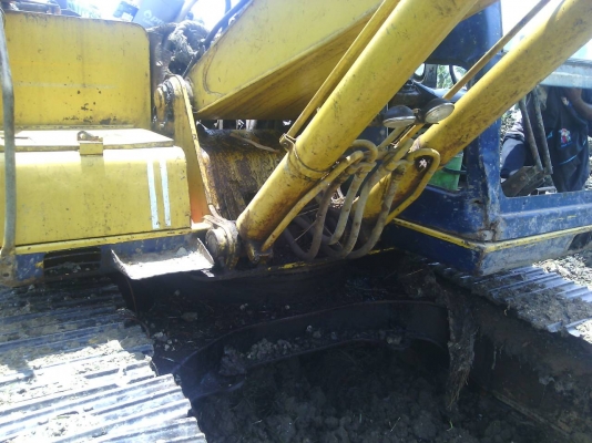 รถแบคโฮ KOBELCO  120 - 3     สนใจติดต่อ  081 - 6079515