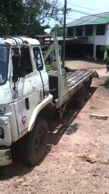 ขายรถเทนเลอร์สิบล้อ 2 เพลาNISSAN   UD    cw 41 พร้อมใช้ราคาถูก