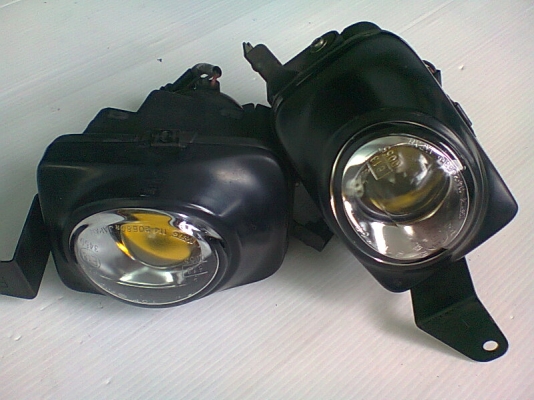 ไฟโปรเจคเตอร์ตัดหมอก JAPAN ไฟโปรเจคเตอร์ตัดหมอก JAPAN