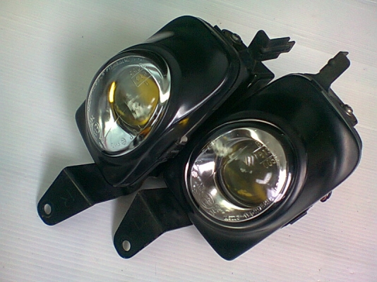 ไฟโปรเจคเตอร์ตัดหมอก JAPAN ไฟโปรเจคเตอร์ตัดหมอก JAPAN