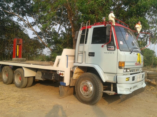 ขายสิบล้อน้างฟ้าลากรถเกี้ยวข้าวแม็กโคร240แรง   970,000บาทคับต่อรองได้