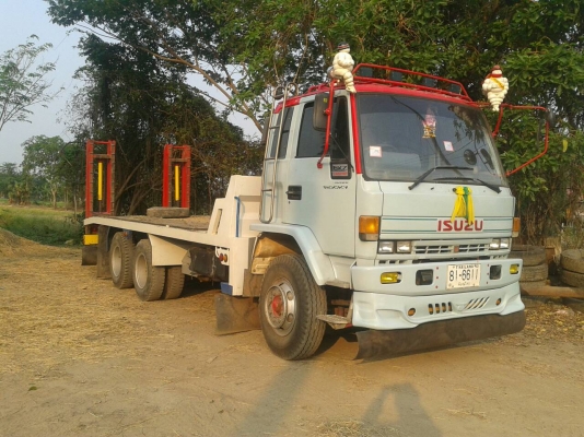 ขายสิบล้อน้างฟ้าลากรถเกี้ยวข้าวแม็กโคร240แรง   970,000บาทคับต่อรองได้