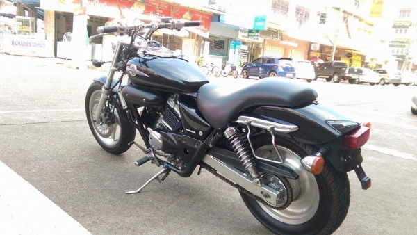 ขายคับ HONDA MAGNA V25 250cc..ปี1996 อินวอยส์ สรรพสามิตรคับ สภาพเดิมๆ สวยๆท่อแต่ง เครื่องแน่นมากคับ ราคา 49500 บาท สนใจติดต่อ 081-0578282 คับ ส่งได้ทั่วไทยคับ สนใจติดต่อ 081-0578282 FACEBOOK POP BIGBIKE SAKONNAKHON ไอดีไลน์ POPBIGBIKESAKON คับ สนใจรถสวย ถ