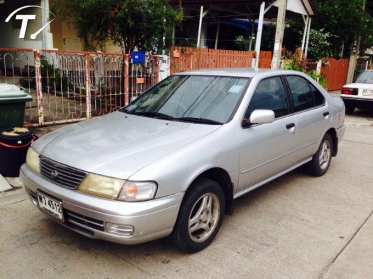 ขายรถนิสสัน ซันนี่ เกียร์ออโต้ ไฟท้ายแยก ปี 97  กล็อฟ์ 0804465223