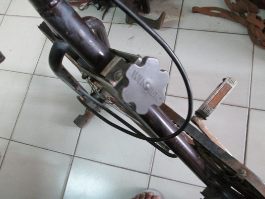 จักรยาน  ออกกำลังกาย   แบบสมัยเก่า   สภาพดีครบ  จบเลยครับ