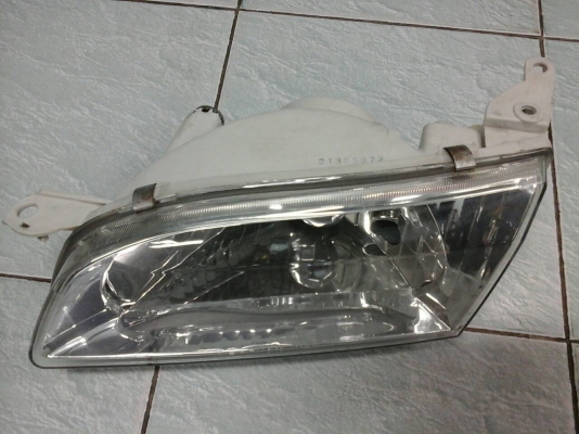 ไฟหน้า ไฮทอร์ค ข้างซ้าย ของใหม่600บาท อยู่ดอนเมืองTEL0890671028 ID line arnat1028