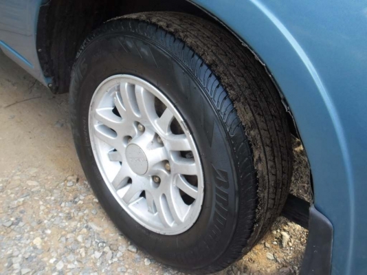 Isuzu Dragon spacecab 3.0 ปี2001