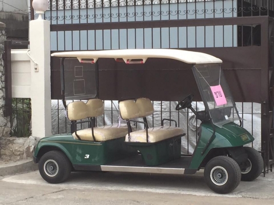 ขายรถกอล์ฟ EZ-GO ใช้น้ำมัน 4 ที่นั่ง