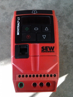 INVERTER ยี่ห้อ SEW EURODRIVE 0.75 KW, 1 HP