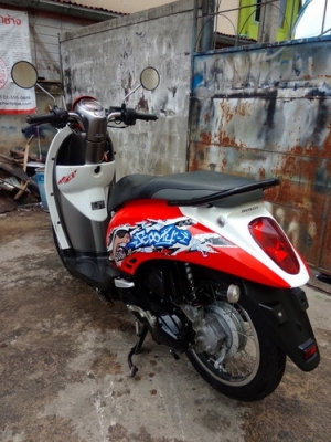 Honda Scoopy-i สีแดง-ดำ ลายแอคทีฟบอย สวยๆประหยัดน้ำมัน ราคาถูกครับ
