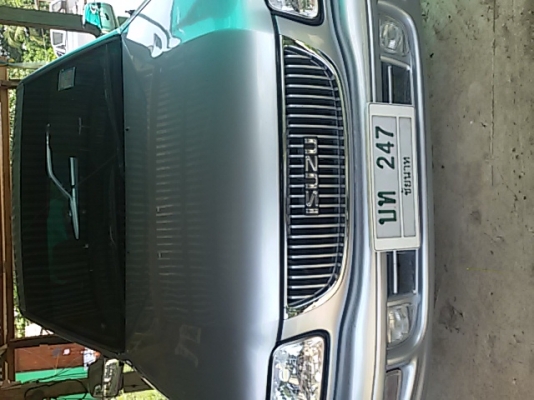 อิซุซุ ดรากร้อน สวยๆครับสมบูรณ์ทุกอย่างไฟฟ้าทั้งคัน