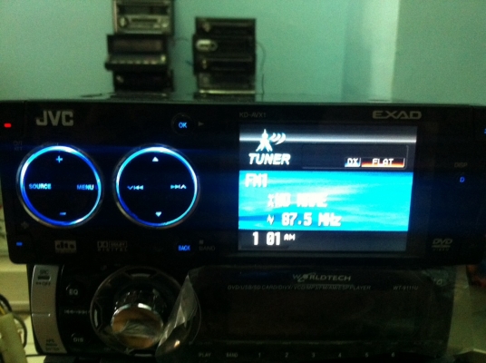 JVD EXAD KD-AVX1 24Bit 4V รุ่นท็อป จอ3.5นิ้ว DVD VCD MP3 CD FMคลื่นไทย หน้าจอไฟฟ้า ปรับระดับได้4ระดับ ปรีเอ้า4ชุด AUX1ชุด Camera in 1ชุด Camera out 1ชุด Digital out 1ช่อง เครื่องศูนย์ไทย มือ2 พร้อมรีโมท