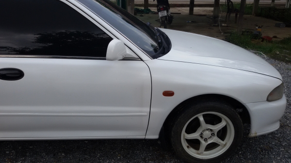 มิตซูบิชิ อีคาร์สวยๆครับ