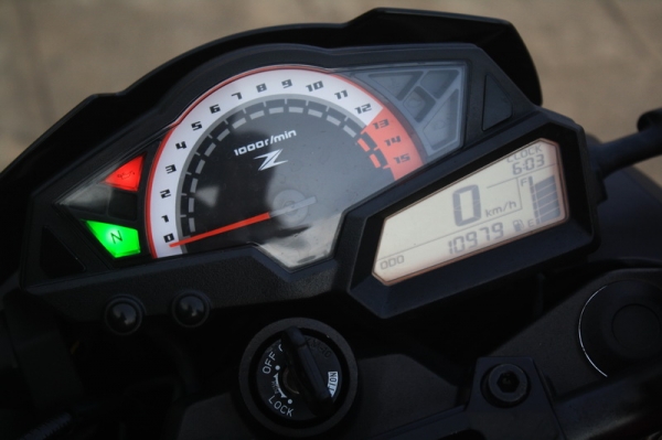 __Z250 ปี2013 สีแดง สภาพเยี่ยม 109,000 ฿__