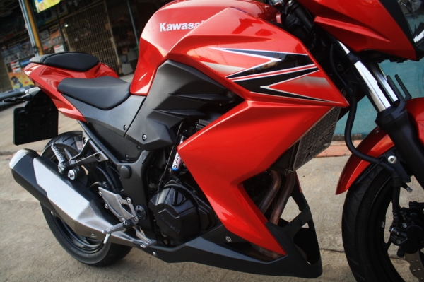__Z250 ปี2013 สีแดง สภาพเยี่ยม 109,000 ฿__