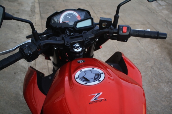 __Z250 ปี2013 สีแดง สภาพเยี่ยม 109,000 ฿__