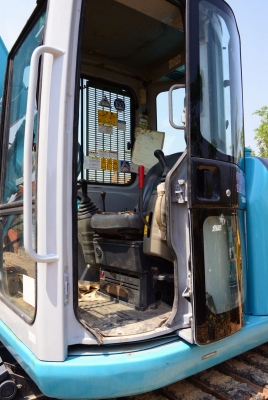 KOBELCO SK130UR KOBELCO SK130UR