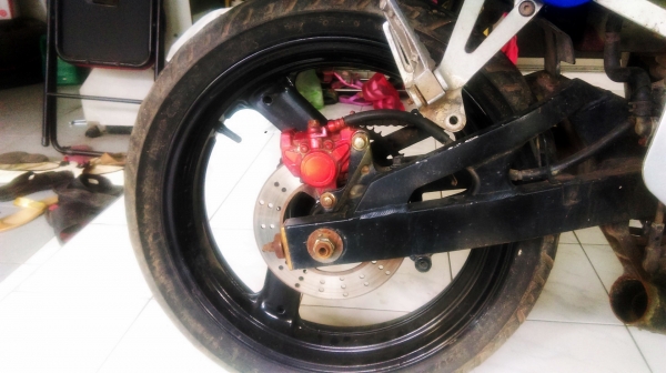 ลดราคา ขายเป็นอะไหล่ครับ Yamaha FZR400 เครื่องไม่ติด กล่องเสีย อินวอยเครื่อง 8,000.- ไม่รวมส่ง ลดราคา ขายเป็นอะไหล่ครับ Yamaha FZR400 เครื่องไม่ติด กล่องเสีย อินวอยเครื่อง 8,000.- ไม่รวมส่ง