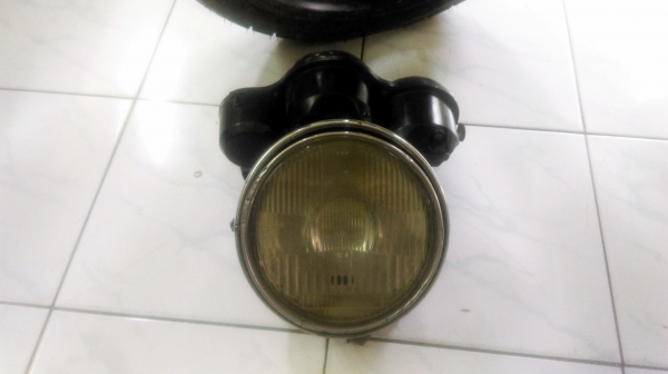 ลดราคา ขายเป็นอะไหล่ครับ Yamaha FZR400 เครื่องไม่ติด กล่องเสีย อินวอยเครื่อง 8,000.- ไม่รวมส่ง