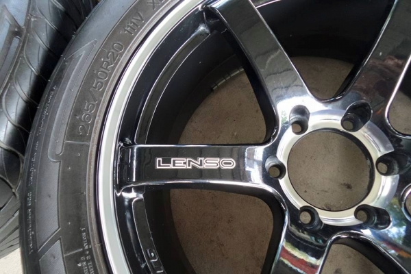 Lenso 20x9 ET+20 ยางนันกังปี13 265/50R20 ยกชุดเพียง19500บาท Lenso 20x9 ET+20 ยางนันกังปี13 265/50R20 ยกชุดเพียง19500บาท