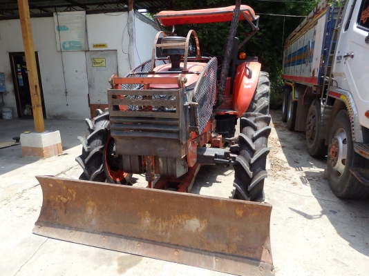 รถไถ Kubota M7040 70แรง 2เพลา 4*4 พร้อมดันหน้า