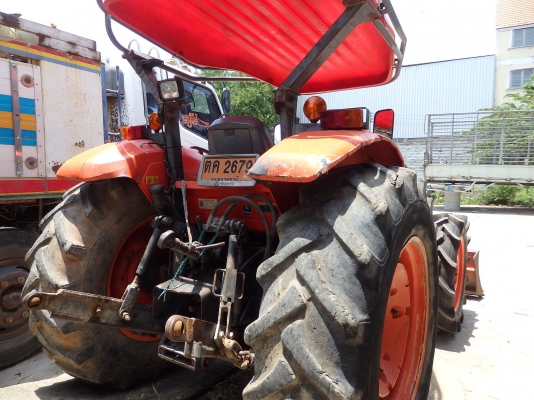 รถไถ Kubota M7040 70แรง 2เพลา 4*4 พร้อมดันหน้า