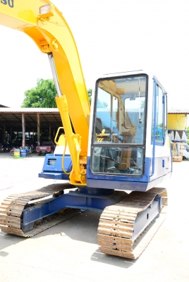KOMATSU PC60-6 KOMATSU PC60-6
