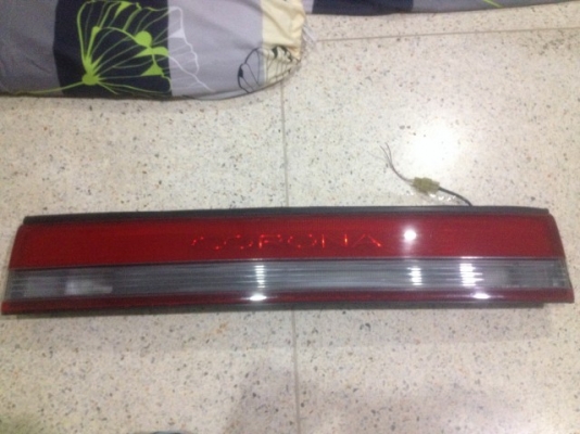 ทับทิมหลัง TOYOTA CORONA ของเก่าญี่ปุ่นเเท้สภาพสวย